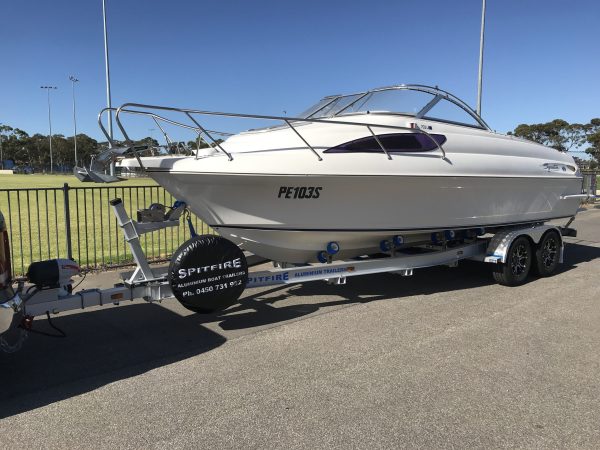 Haines Signature 702L on Spitfire 750 3500 Aluminium Trailer scaled