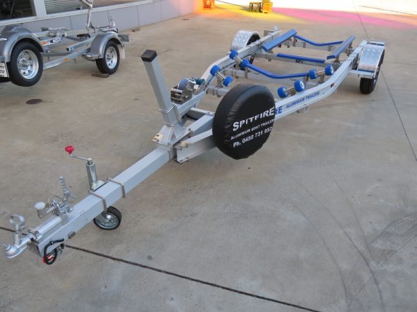 IT 0105 5.6m Spitfire Aluminium Trailer 1200kg ATM