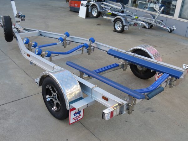 IT 0115 5.6m Spitfire Aluminium Trailer 1200kg ATM